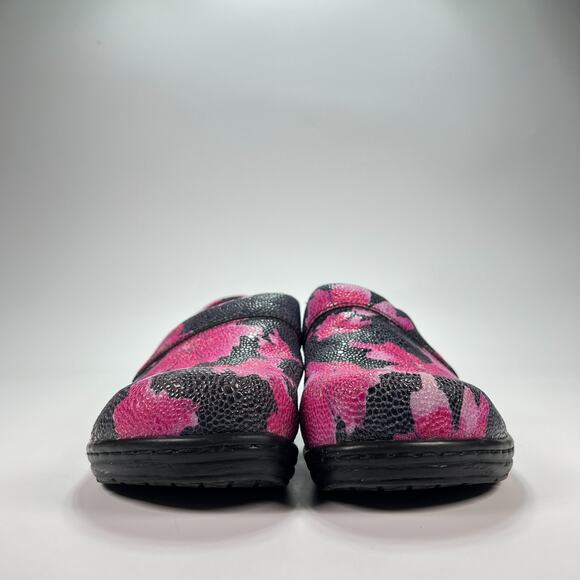 Klogs Mission Black Pink Slip On Floral Print Comfort Clogs Women’s Size 10M - Picture 2 of 11